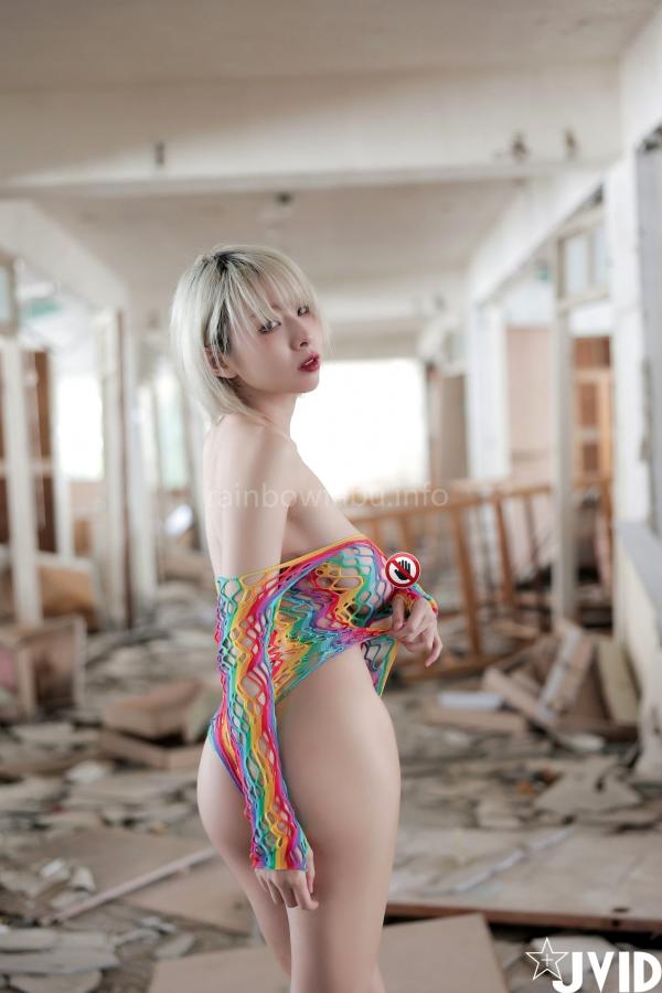    JVID-黎菲儿-废墟荒野大尺度写真-七彩渔网诱惑秀第5张图片