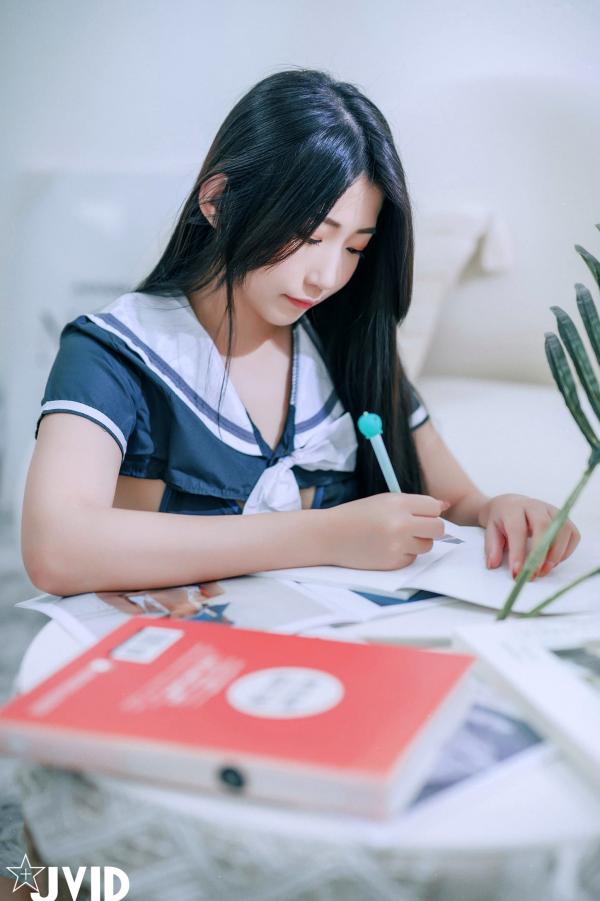    JVID肉包Mini：清纯校服女学生色诱家教老师，禁忌师生角色扮演，大尺度第一视角互动写真，童颜巨乳性感诱惑（2023.07.25）第12张图片