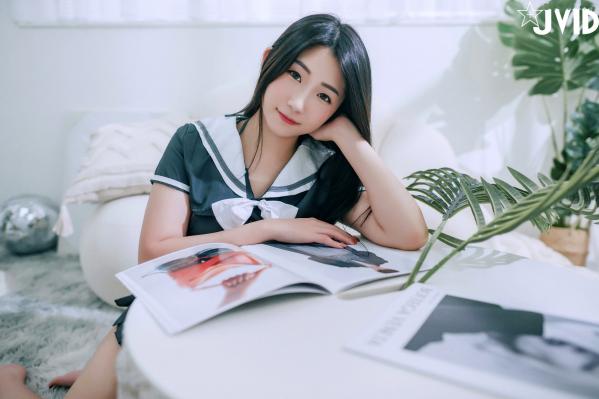    JVID肉包Mini：清纯校服女学生色诱家教老师，禁忌师生角色扮演，大尺度第一视角互动写真，童颜巨乳性感诱惑（2023.07.25）第24张图片