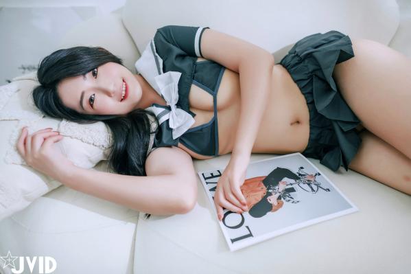   JVID肉包Mini：清纯校服女学生色诱家教老师，禁忌师生角色扮演，大尺度第一视角互动写真，童颜巨乳性感诱惑（2023.07.25）第32张图片