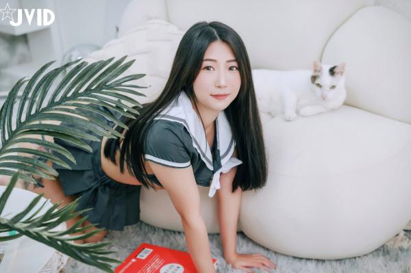    JVID肉包Mini：清纯校服女学生色诱家教老师，禁忌师生角色扮演，大尺度第一视角互动写真，童颜巨乳性感诱惑（2023.07.25）第35张图片