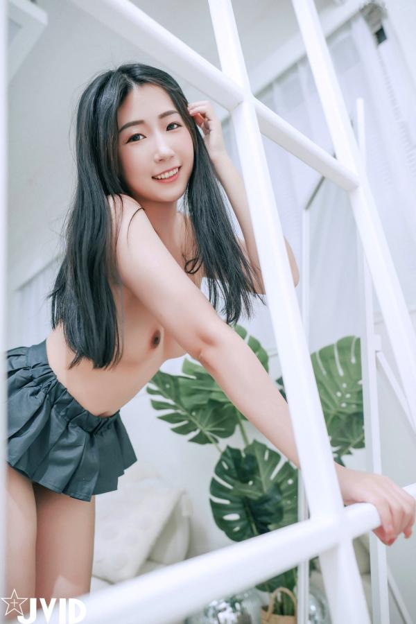    JVID肉包Mini：清纯校服女学生色诱家教老师，禁忌师生角色扮演，大尺度第一视角互动写真，童颜巨乳性感诱惑（2023.07.25）第60张图片