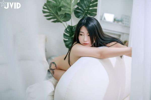    JVID肉包Mini：清纯校服女学生色诱家教老师，禁忌师生角色扮演，大尺度第一视角互动写真，童颜巨乳性感诱惑（2023.07.25）第104张图片