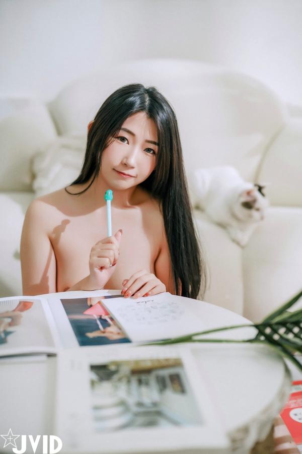    JVID肉包Mini：清纯校服女学生色诱家教老师，禁忌师生角色扮演，大尺度第一视角互动写真，童颜巨乳性感诱惑（2023.07.25）第126张图片
