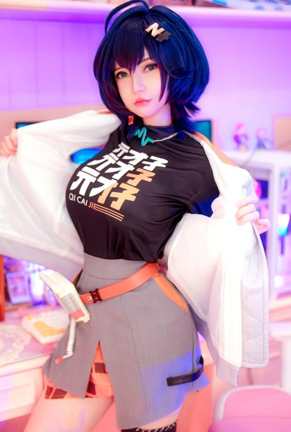    Potato-Godzilla-绝区零贝尔Cosplay-电竞房赛博美少女-极致性感私房写真第14张图片