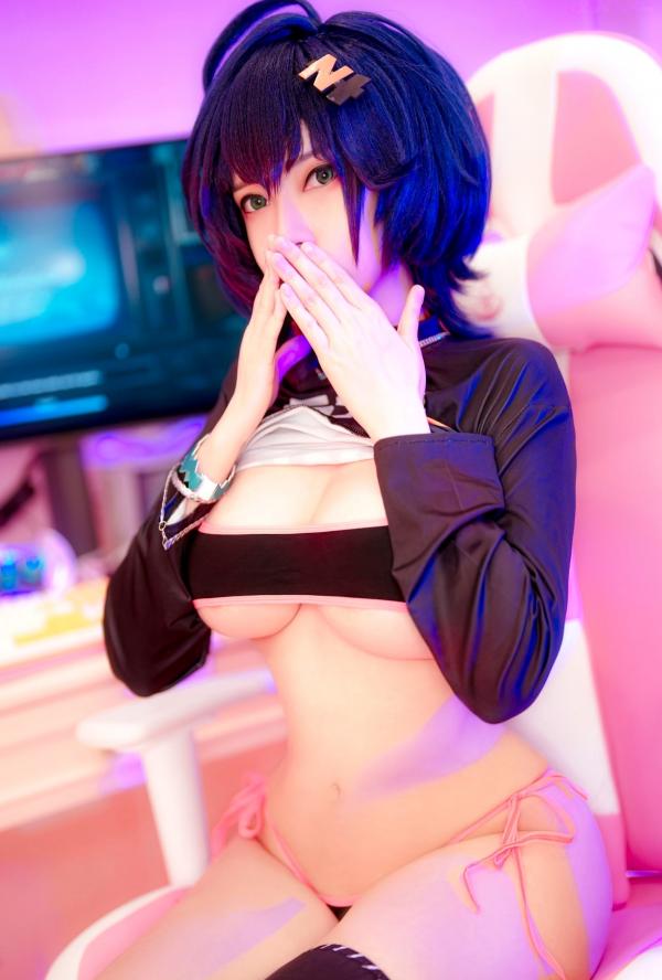    Potato-Godzilla-绝区零贝尔Cosplay-电竞房赛博美少女-极致性感私房写真第18张图片