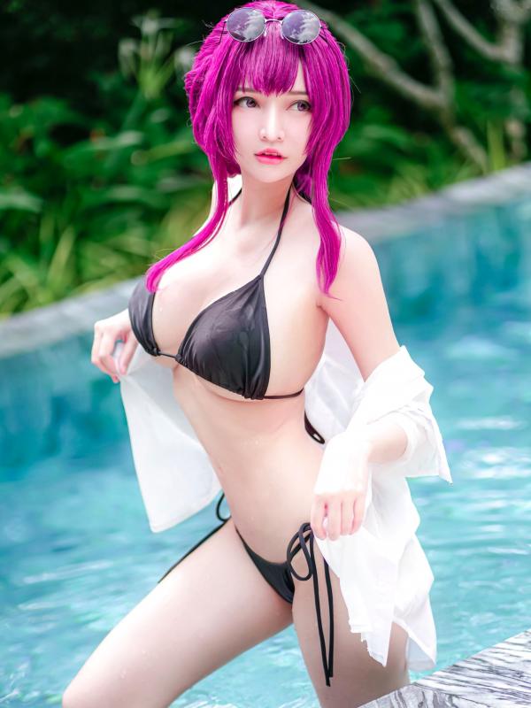    Potato-Godzilla版卡芙卡泳装Cosplay：崩坏星穹铁道角色扮演性感湿身泳池写真第4张图片
