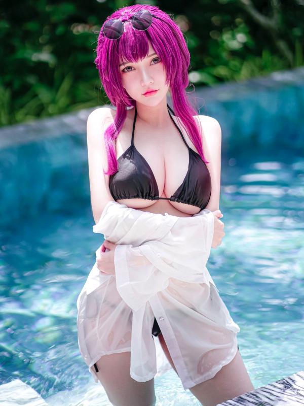    Potato-Godzilla版卡芙卡泳装Cosplay：崩坏星穹铁道角色扮演性感湿身泳池写真第8张图片