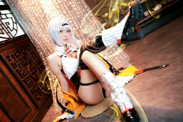    Ely_eee(ElyEE子) - Yixuan儀玄 游戏角色Cosplay性感美腿写真 [15P]第14张图片