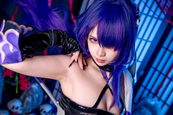    Pyon - 黄泉 Acheron 崩坏星穹铁道 COS，性感御姐角色扮演私房摄影大作第9张图片