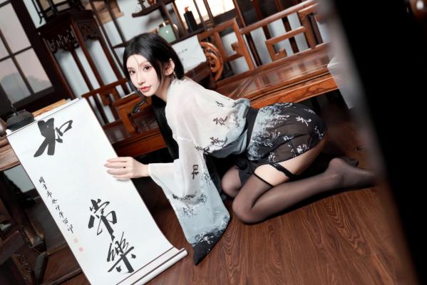    周于希 - 古风书房私房写真，改良汉服搭配丝袜诱惑，极致展现古典与现代性感美第23张图片