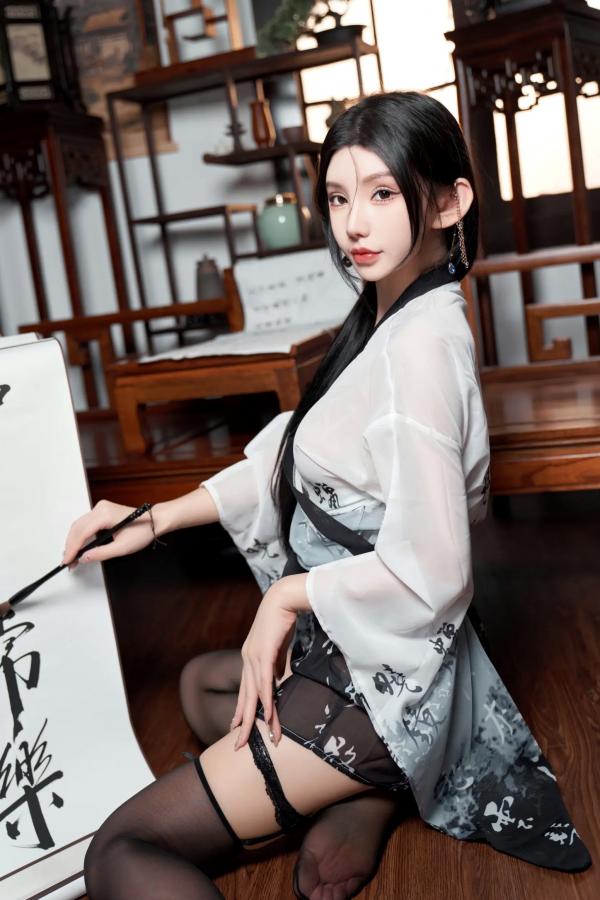    周于希 - 古风书房私房写真，改良汉服搭配丝袜诱惑，极致展现古典与现代性感美第26张图片