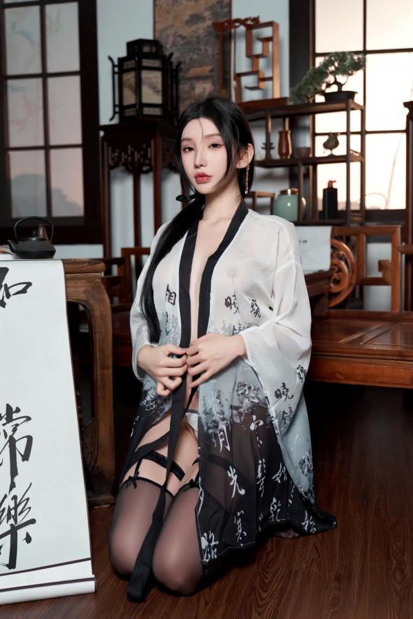    周于希 - 古风书房私房写真，改良汉服搭配丝袜诱惑，极致展现古典与现代性感美第39张图片