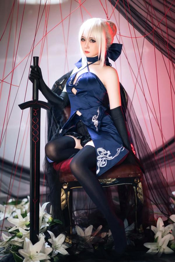    焖焖碳 - FGO 黑呆二次元高质COS，冷艳暗黑风御姐游戏绝美写真 [30P]第11张图片