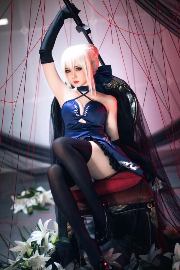    焖焖碳 - FGO 黑呆二次元高质COS，冷艳暗黑风御姐游戏绝美写真 [30P]第14张图片