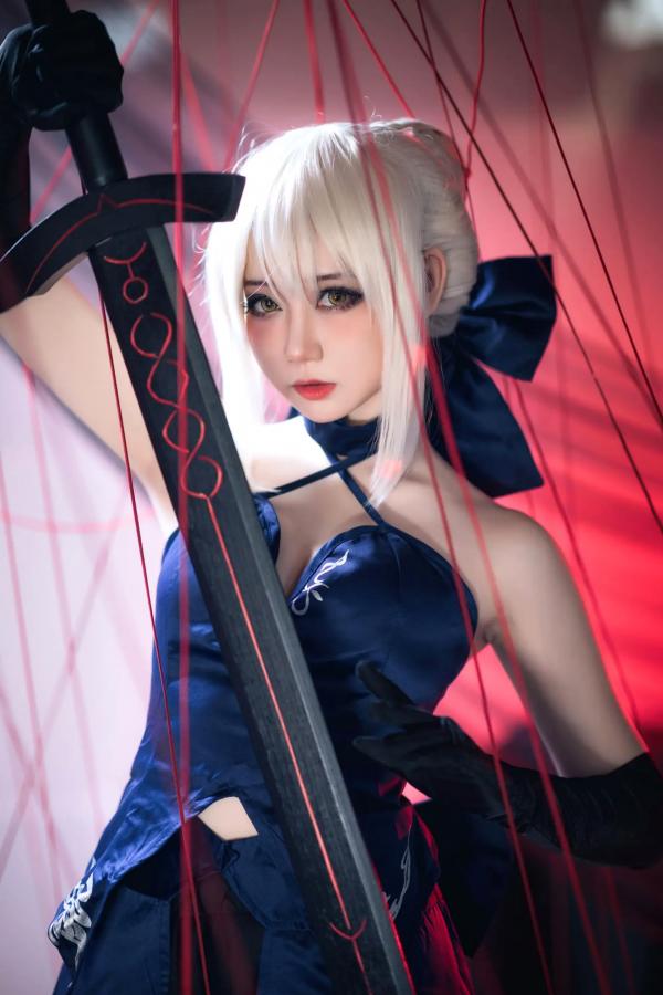    焖焖碳 - FGO 黑呆二次元高质COS，冷艳暗黑风御姐游戏绝美写真 [30P]第18张图片