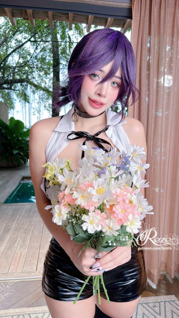    Byoru蕾塞Cos大尺度私房，泳池湿身诱惑，绝美身材与花朵的极致碰撞 [60P]第47张图片