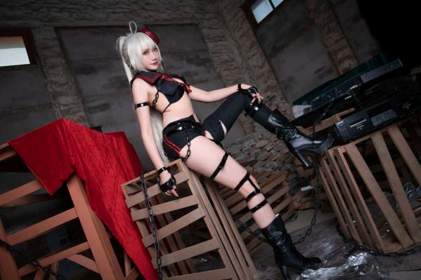    Momoko葵葵 瓜希酱 - FATE黑白贞德Cosplay，冷艳黑化与清纯白贞双子，极致对比诱惑实拍 [60P]第1张图片