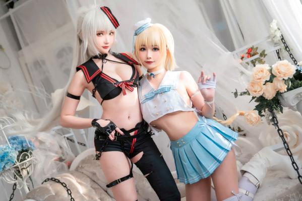    Momoko葵葵 瓜希酱 - FATE黑白贞德Cosplay，冷艳黑化与清纯白贞双子，极致对比诱惑实拍 [60P]第26张图片