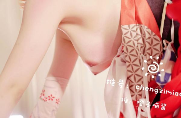    橙子喵酱-宵宫原神cosplay私房写真，极致诱惑展现二次元少女魅力第2张图片