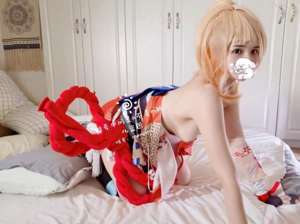    橙子喵酱-宵宫原神cosplay私房写真，极致诱惑展现二次元少女魅力第9张图片