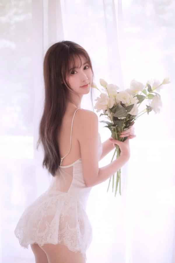    【高清写真】羽生三未 日系睡裙私房写真，清新居家风格，温婉气质与治愈唯美视觉盛宴第3张图片