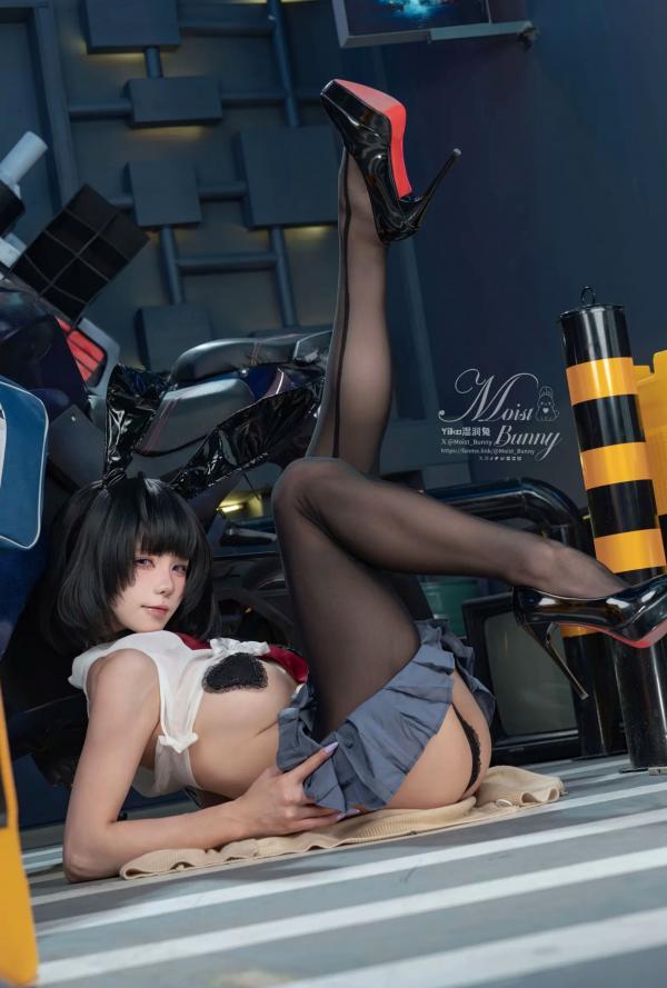    咬一口兔娘(Yiko湿润兔)10月作品：赛博逆JK制服诱惑，机车黑丝与大胆角色扮演的高能视觉盛宴[87P]第60张图片
