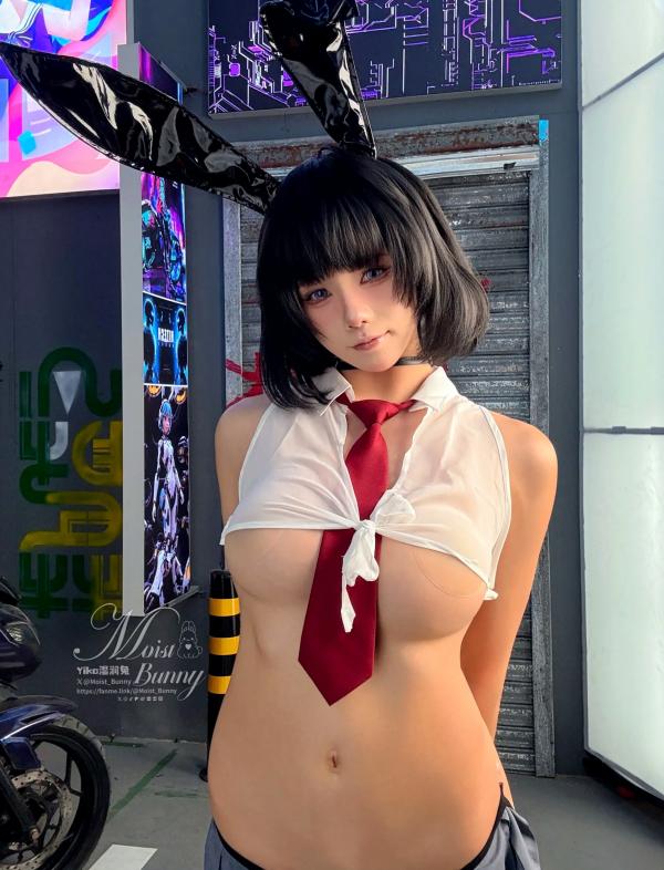   咬一口兔娘(Yiko湿润兔)10月作品：赛博逆JK制服诱惑，机车黑丝与大胆角色扮演的高能视觉盛宴[87P]第83张图片