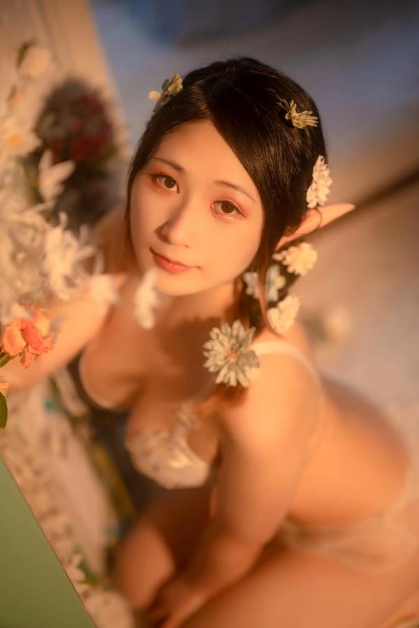    Zyra秋 繁花私房写真：花间精灵造型唯美蕾丝内衣诱惑[40P]第9张图片