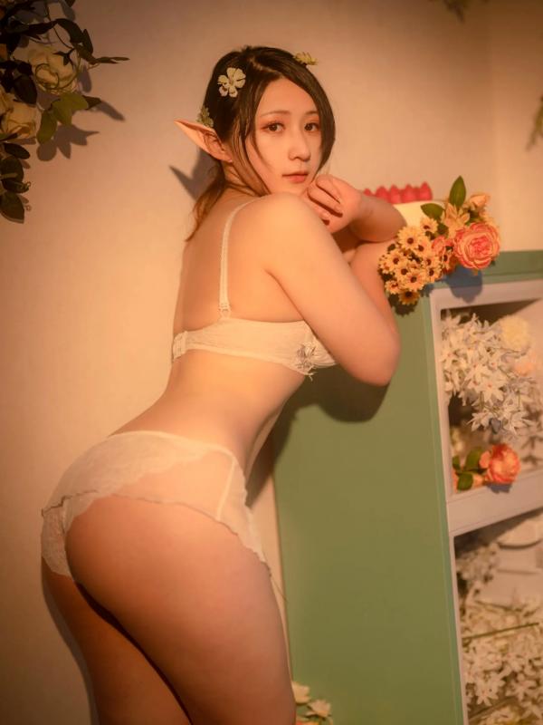    Zyra秋 繁花私房写真：花间精灵造型唯美蕾丝内衣诱惑[40P]第30张图片