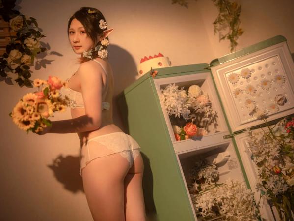    Zyra秋 繁花私房写真：花间精灵造型唯美蕾丝内衣诱惑[40P]第31张图片