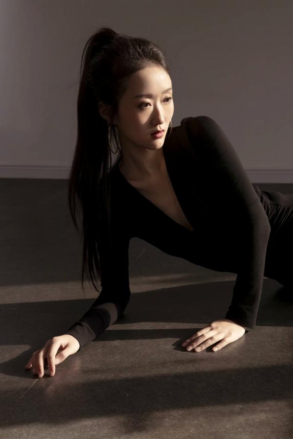    [YITUYU]艺图语 2025.05.20 HIGH HEELS 宇宇 [27P]第23张图片