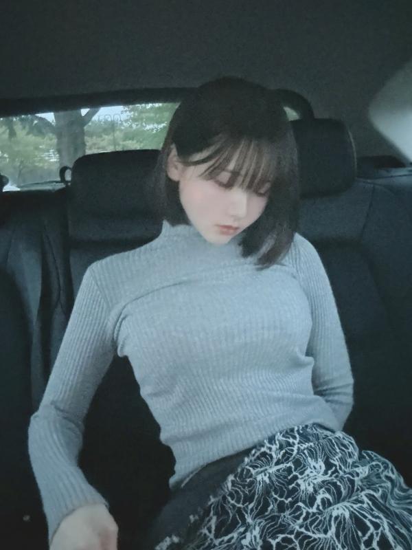    《けん研(けんけん) Fantia 2023.10》清纯短发女神COS角色扮演与性感私房照全套合集 [163P]第36张图片