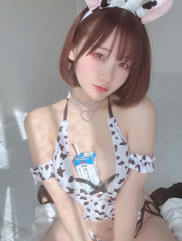    《けん研(けんけん) Fantia 2023.10》清纯短发女神COS角色扮演与性感私房照全套合集 [163P]第83张图片