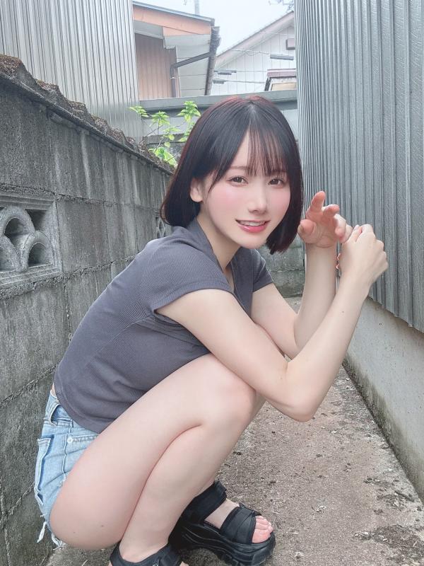    けん研(Ken Ken) 2023.09 Fantia精选：清纯短发女仆装、极品女神私房照、性感比基尼诱惑合集第76张图片