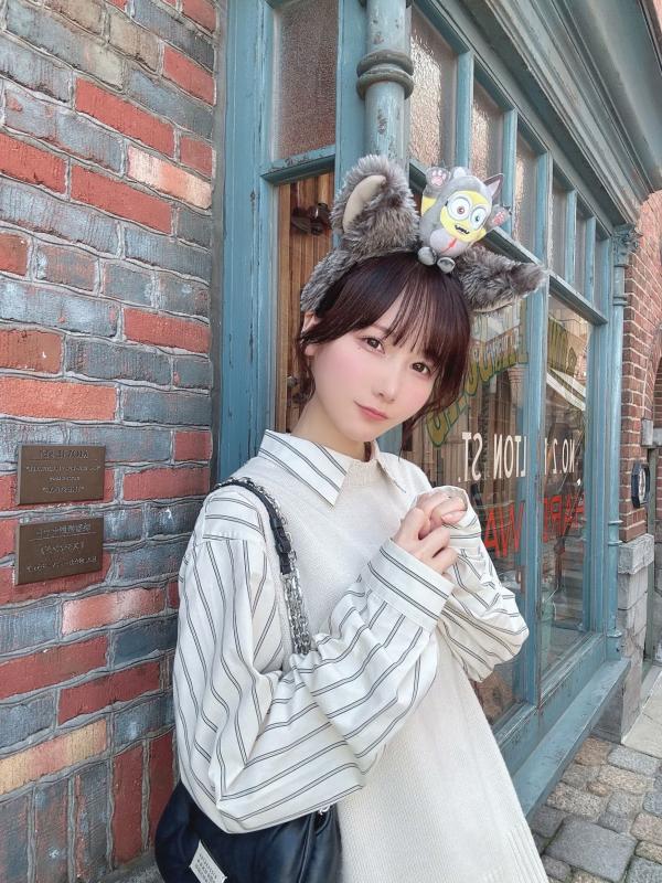    けん研(Ken Ken) 2023.09 Fantia精选：清纯短发女仆装、极品女神私房照、性感比基尼诱惑合集第99张图片