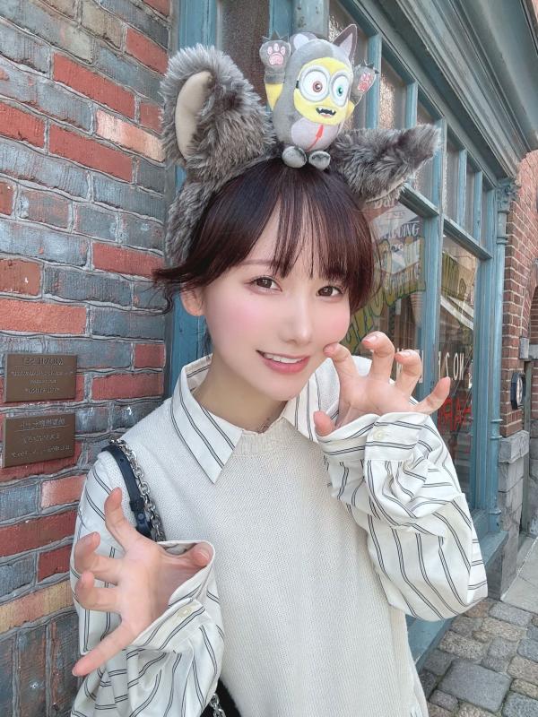    けん研(Ken Ken) 2023.09 Fantia精选：清纯短发女仆装、极品女神私房照、性感比基尼诱惑合集第101张图片