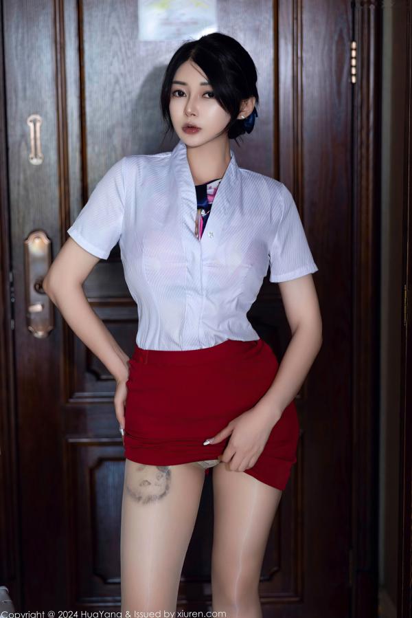    HuaYang花漾-605-凯竹Quinn-空姐制服诱惑系列，白衬衫红短裙配丝袜高跟，展现职场女神的性感魅力，演绎极致大尺度私房写真第9张图片