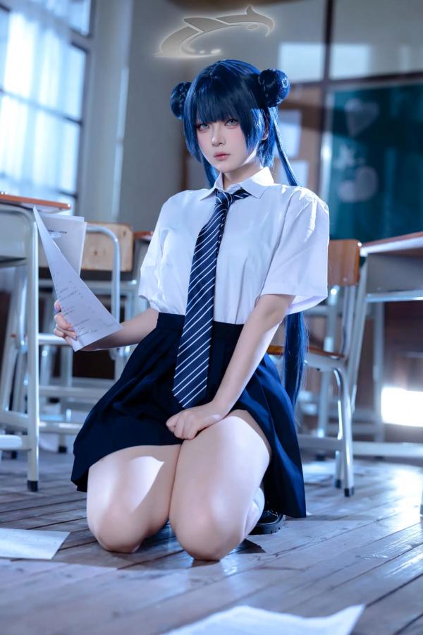    屿鱼 - 蔚蓝档案 妃咲COS 沉浸式绝美JK校服教室制服诱惑 大尺度女神写真合集 [61P]第1张图片