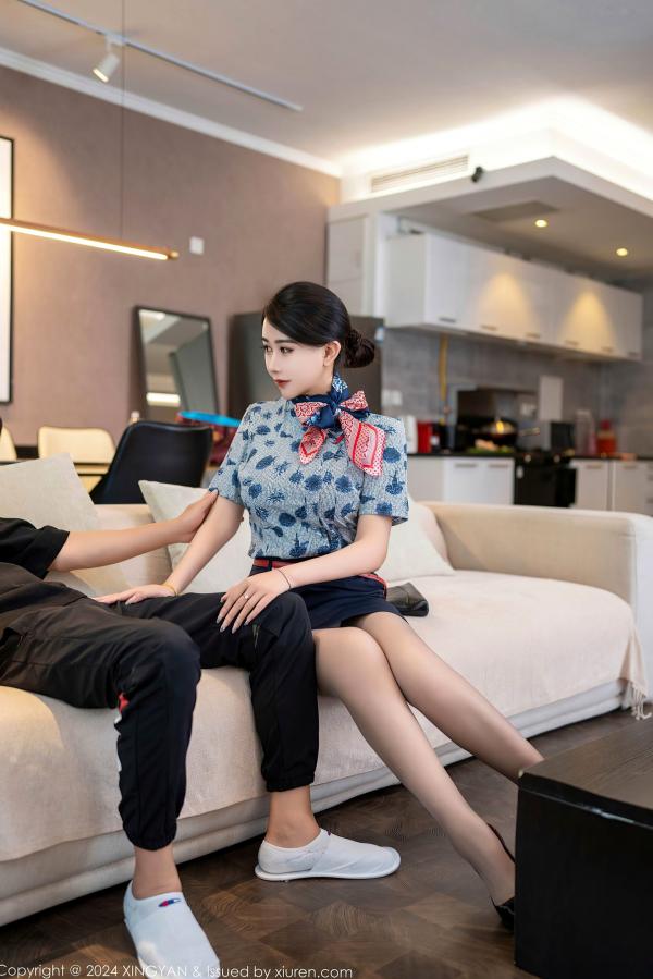    星颜社李若汐-制服诱惑系列，化身甜美空姐公寓私房写真，火辣身材尽显极致妩媚，空姐下班后的温柔互动，2024年绝美视觉盛宴第5张图片