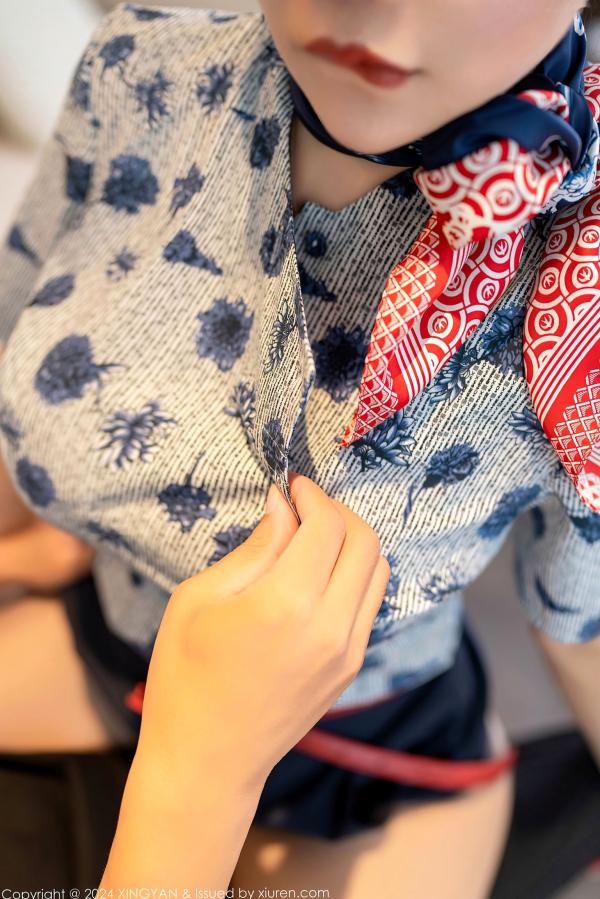    星颜社李若汐-制服诱惑系列，化身甜美空姐公寓私房写真，火辣身材尽显极致妩媚，空姐下班后的温柔互动，2024年绝美视觉盛宴第19张图片