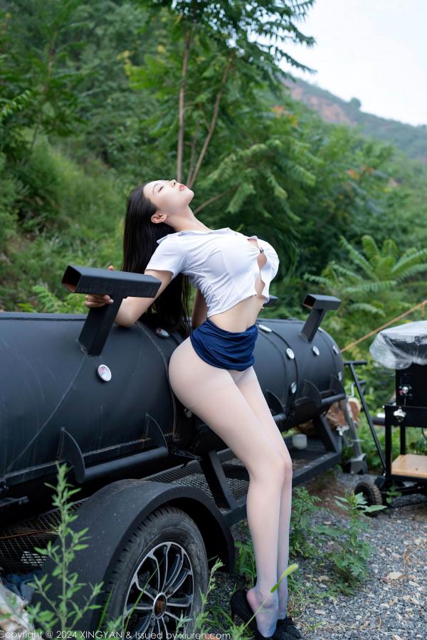    《星颜社257期：清妙户外野营主题写真，白衬衫蓝短裙制服诱惑，极致身材大尺度唯美摄影大片》第35张图片