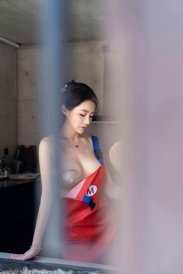    XingYan星颜社第253期：林幼一演绎红围裙保鲜膜主题私房照，绝美大尺度家居诱惑第6张图片