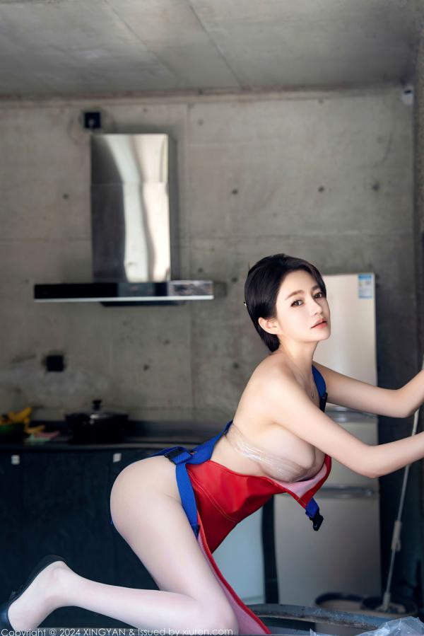    XingYan星颜社第253期：林幼一演绎红围裙保鲜膜主题私房照，绝美大尺度家居诱惑第9张图片