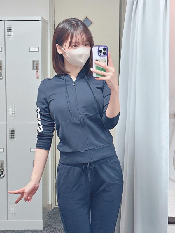    けん研(kenken) Fantia 2023.01高清自选集，清纯与性感并存，涵盖角色扮演与私房视觉盛宴第8张图片
