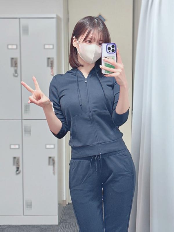    けん研(kenken) Fantia 2023.01高清自选集，清纯与性感并存，涵盖角色扮演与私房视觉盛宴第9张图片