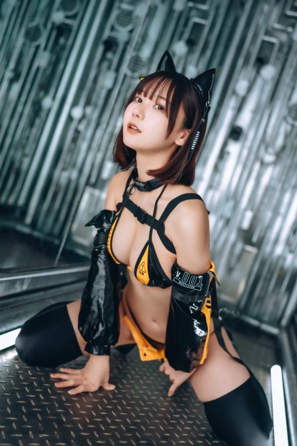    けん研(kenken) Fantia 2023.01高清自选集，清纯与性感并存，涵盖角色扮演与私房视觉盛宴第100张图片