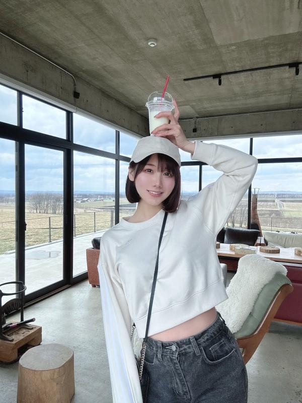    けん研(KenKen) 2023.04 FANTIA写真：童颜巨乳比基尼与居家诱惑 [137P]第62张图片