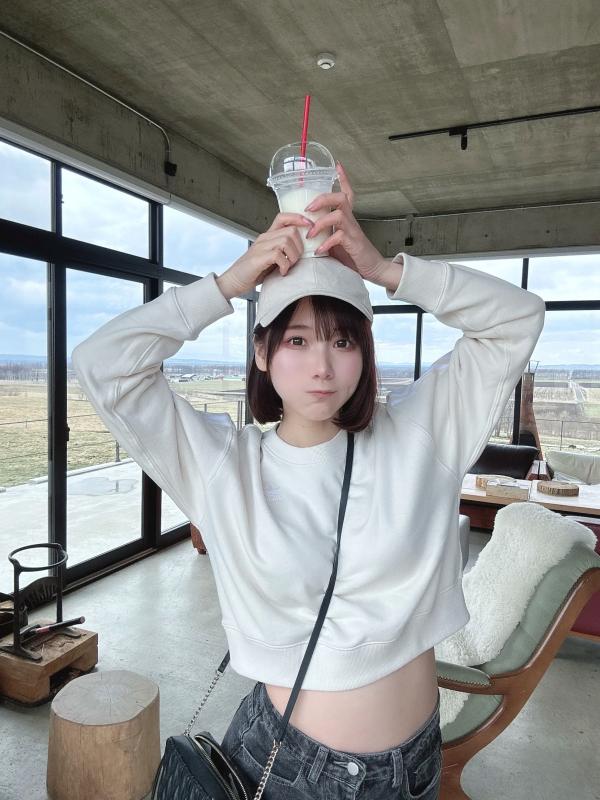   けん研(KenKen) 2023.04 FANTIA写真：童颜巨乳比基尼与居家诱惑 [137P]第63张图片
