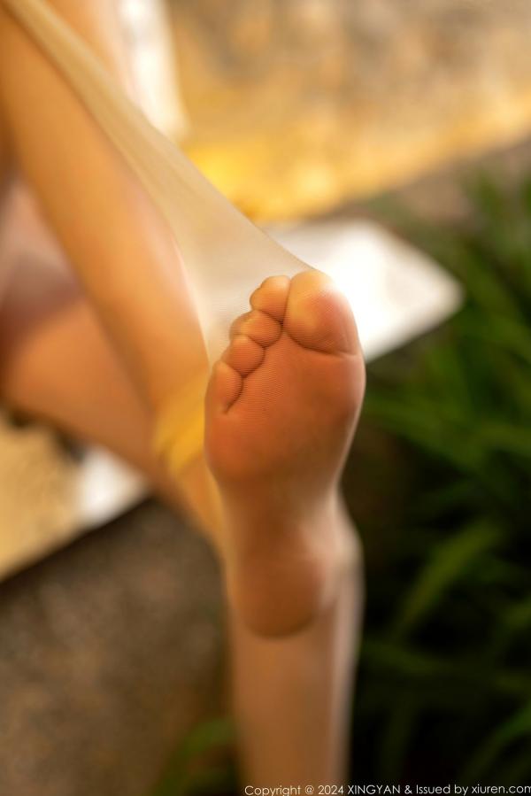    林幼一国风艺术写真：灰印花旗袍与水墨韵味，演绎极致东方古典性感，尽显白皙诱人曲线第36张图片